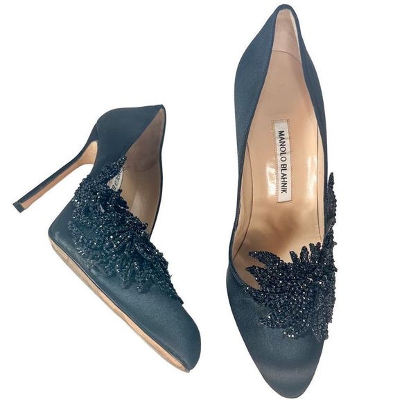 Manolo Blahnik Shoes - Manolo Blahnik Black Satin Swan Pumps EU 39.5 US 9.5